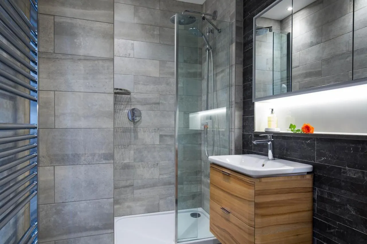 Magnificent Georgian 3-Bedroom Apartment In New Town Edinburgh United Kingdom